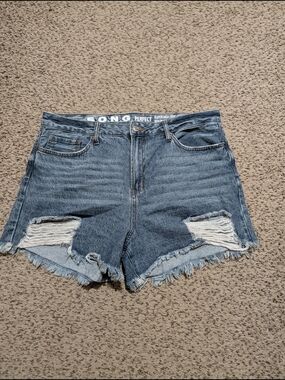 S.O.N.G. Perfect Super High-Rise Distressed Denim Shorts - NWOT